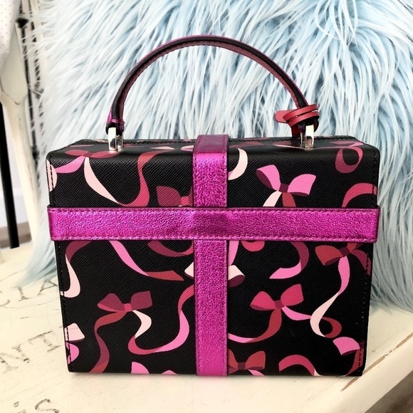 KATE SPADE, New York, Wrapping Party Gift Box, Leather, Crossbody Handbag, Purse - Picture 2 of 16